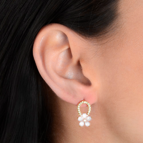 Brinco Dourado de Flor com Zirconia e Cristal - Imagem 2